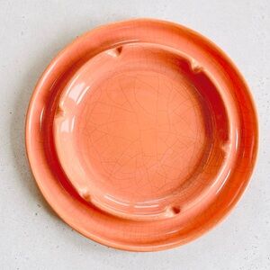 Vintage Jaru Pottery Ceramic 1982 Coral Tone Crazed Round Ashtray